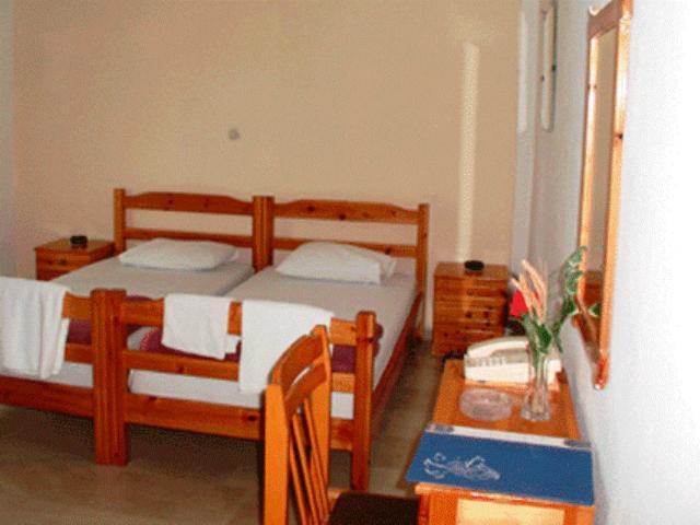 Aquarius Hotel Fourka Bilik gambar