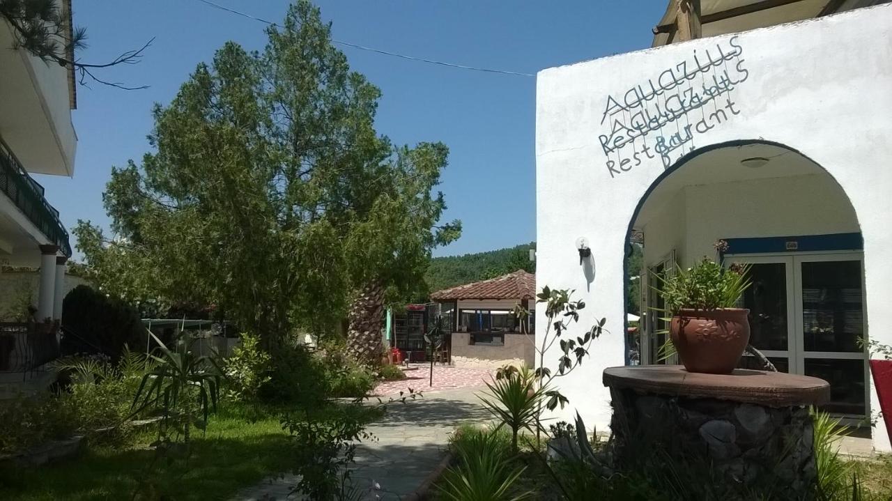 Aquarius Hotel Fourka Luaran gambar