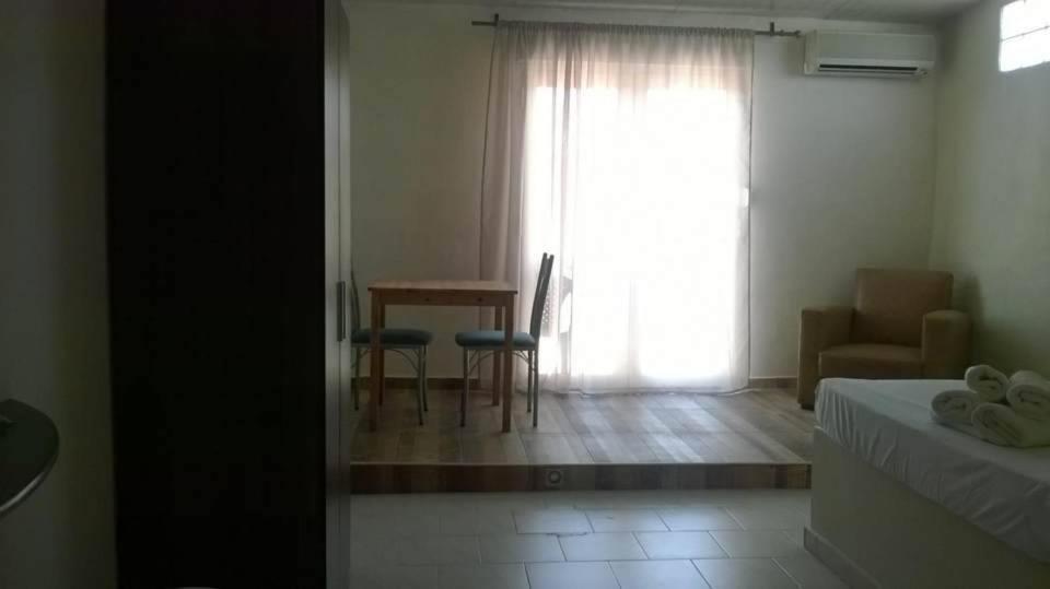 Aquarius Hotel Fourka Luaran gambar
