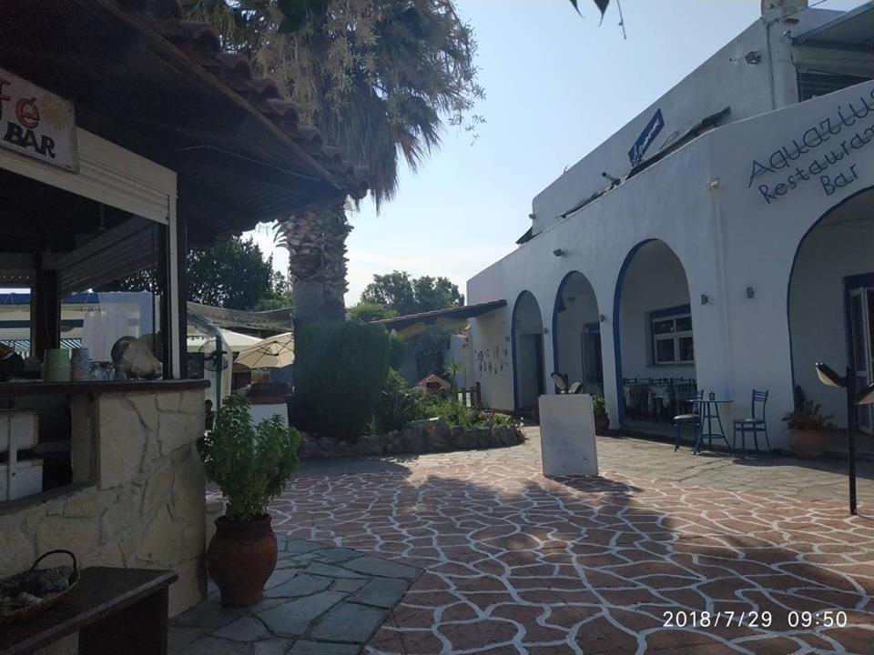 Aquarius Hotel Fourka Luaran gambar